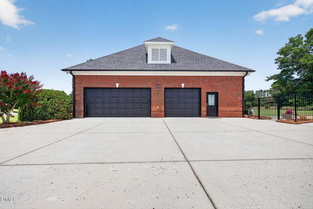 269 Sandy Ridge Road, Dunn, NC 28334