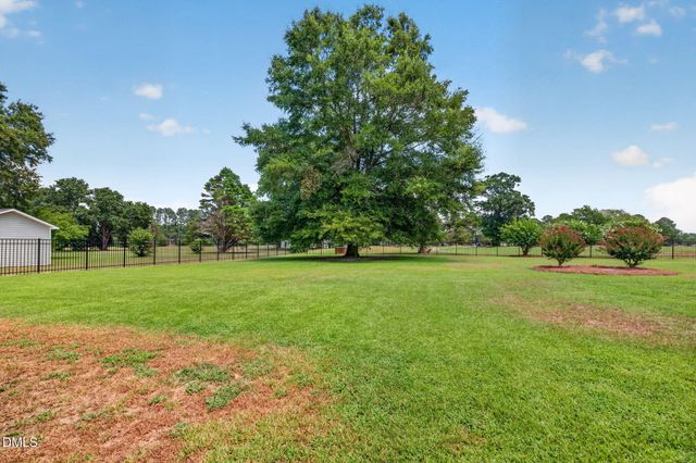 269 Sandy Ridge Road, Dunn, NC 28334