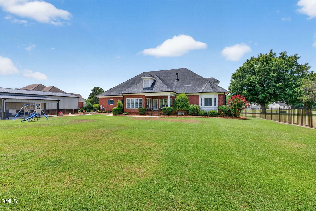 269 Sandy Ridge Road, Dunn, NC 28334