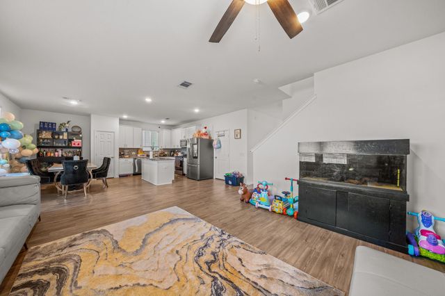 10714 Cashew Run Lane, Houston, TX 77075