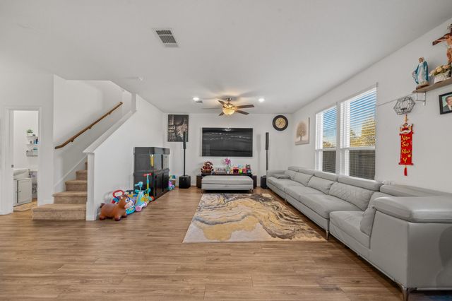 10714 Cashew Run Lane, Houston, TX 77075