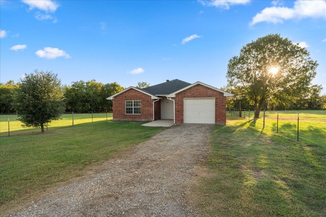 104 SE County Road 3046, Corsicana, TX 75109