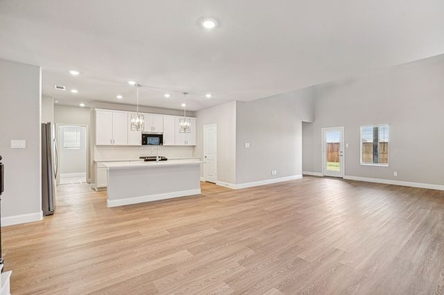 4019 Granbury Drive, Farmersville, TX 75442