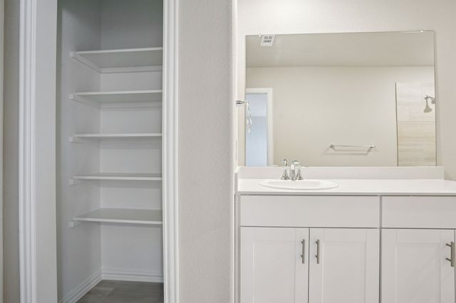 4019 Granbury Drive, Farmersville, TX 75442