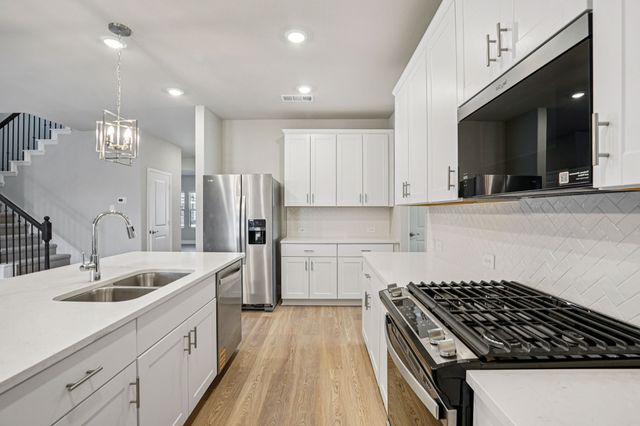 4019 Granbury Drive, Farmersville, TX 75442