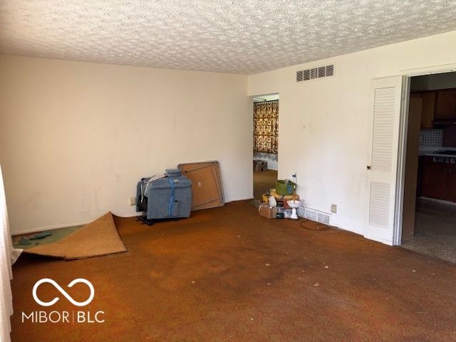 5262 Mark Lane, Indianapolis, IN 46226