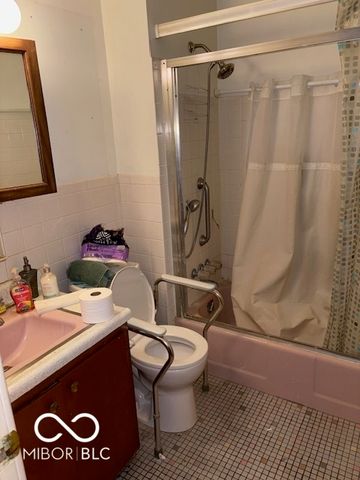 5262 Mark Lane, Indianapolis, IN 46226