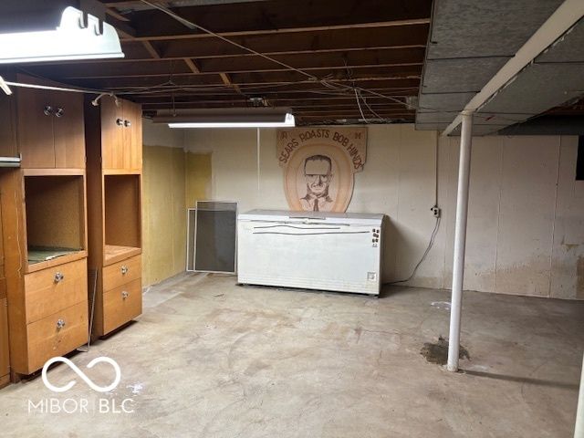 5262 Mark Lane, Indianapolis, IN 46226