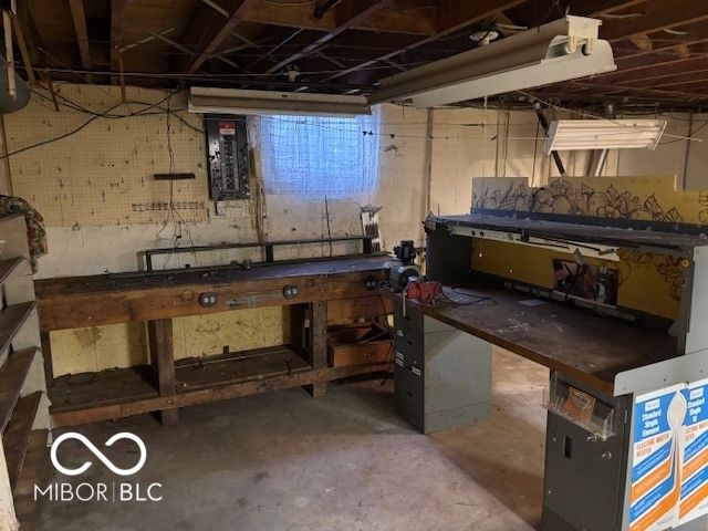 5262 Mark Lane, Indianapolis, IN 46226