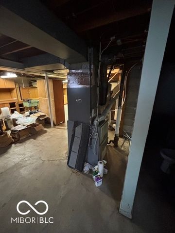 5262 Mark Lane, Indianapolis, IN 46226