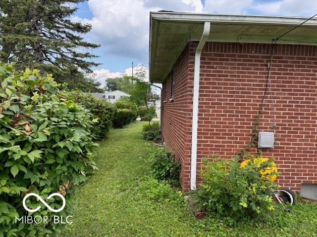 5262 Mark Lane, Indianapolis, IN 46226