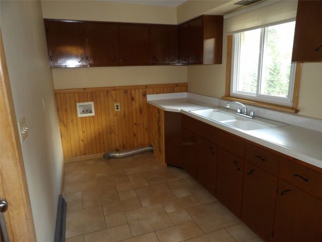 5301 SCHWARTZ Drive, Erie, PA 16509