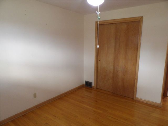 5301 SCHWARTZ Drive, Erie, PA 16509