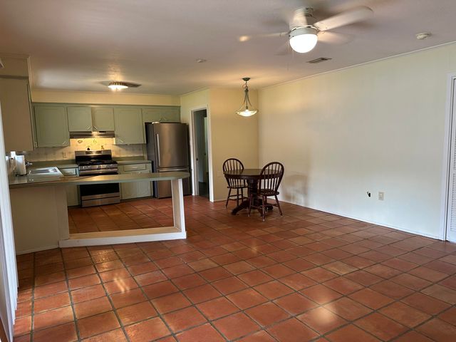 1213 Marie St., Hattiesburg, MS 39402