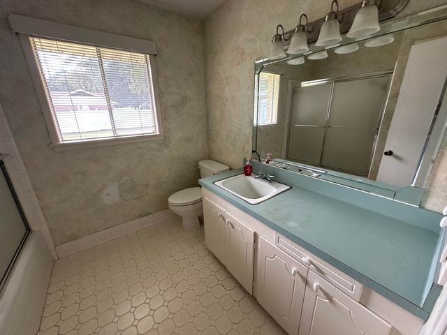 1213 Marie St., Hattiesburg, MS 39402
