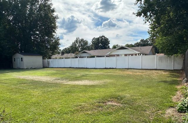 1213 Marie St., Hattiesburg, MS 39402