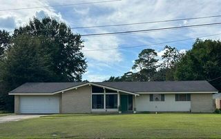 1213 Marie St., Hattiesburg, MS 39402