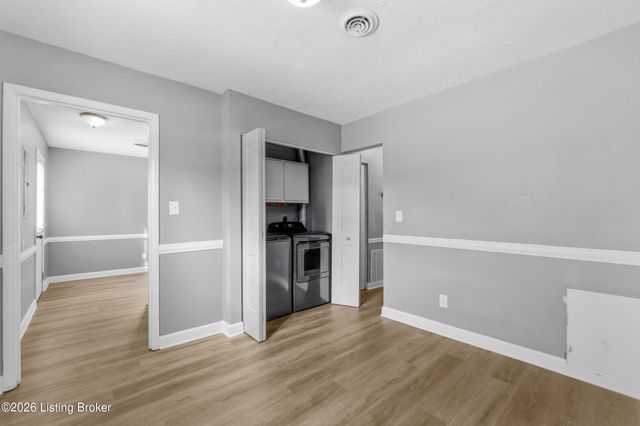 6108 Potts Ln, Crestwood, KY 40014