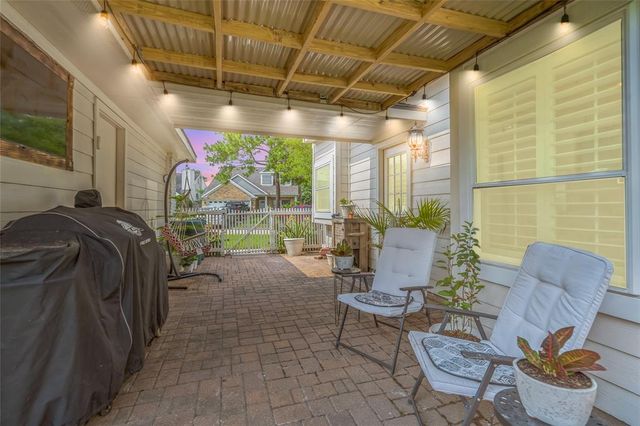 1914 Tipperary Drive, Deer Park, TX 77536