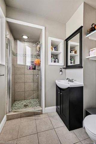 8451 Doncaster Drive, Sterling Heights, MI 48312