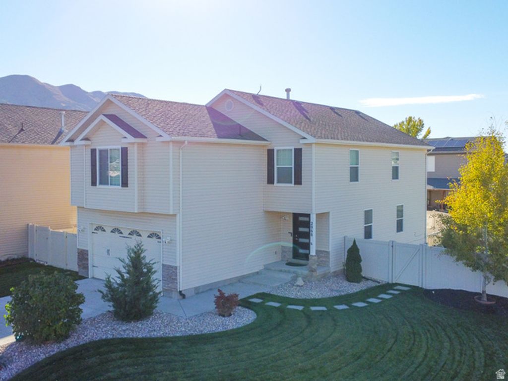2068 E JORDAN WAY, Eagle Mountain, UT 84005
