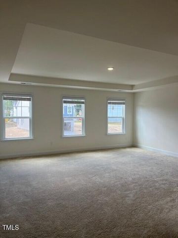 2018 Cross Bones Boulevard 28, Durham, NC 27703