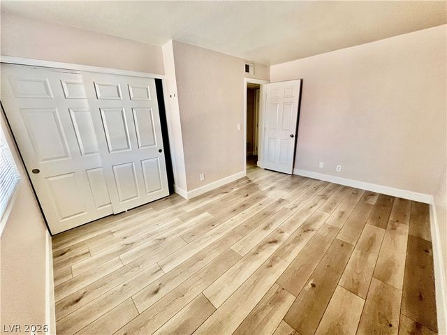 5295 Indian River Drive 310, Las Vegas, NV 89103