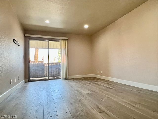 5295 Indian River Drive 310, Las Vegas, NV 89103