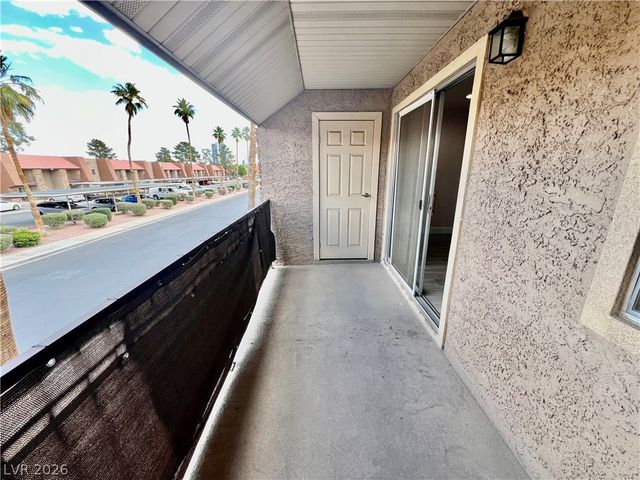 5295 Indian River Drive 310, Las Vegas, NV 89103