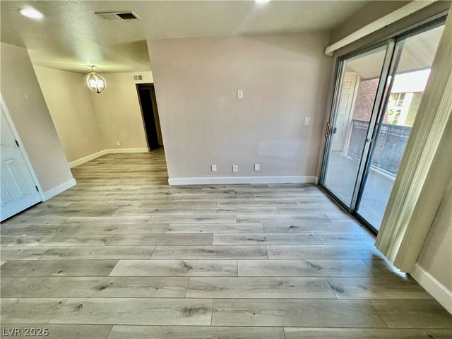 5295 Indian River Drive 310, Las Vegas, NV 89103