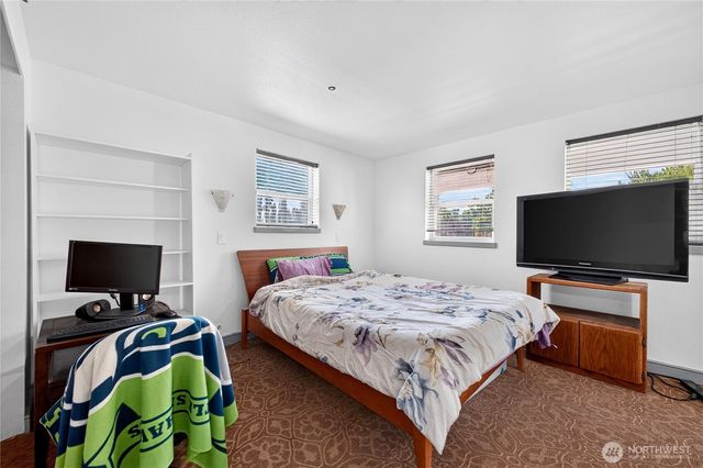 13043 40th Ave S, Tukwila, WA 98168