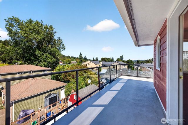 13043 40th Ave S, Tukwila, WA 98168