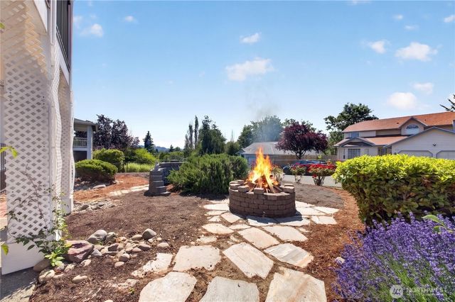 13043 40th Ave S, Tukwila, WA 98168