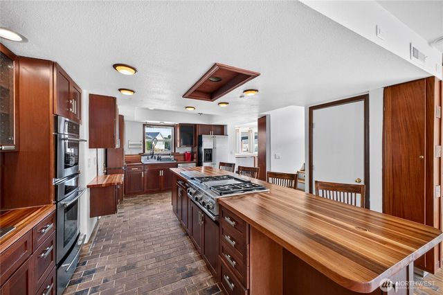 13043 40th Ave S, Tukwila, WA 98168