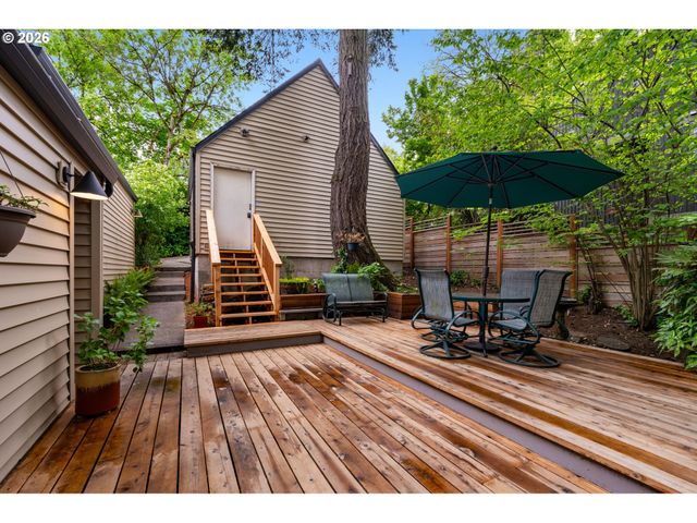 7133 Sw 7TH Ave, Portland, OR 97219