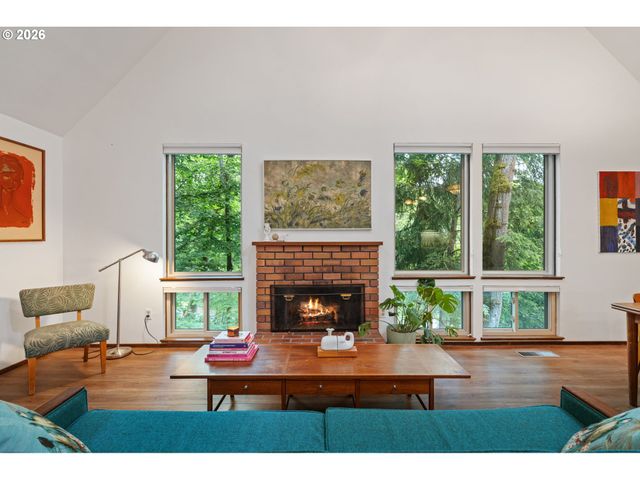 7133 Sw 7TH Ave, Portland, OR 97219