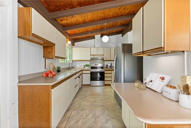 1453 Onipaa Street, Honolulu, HI 96819
