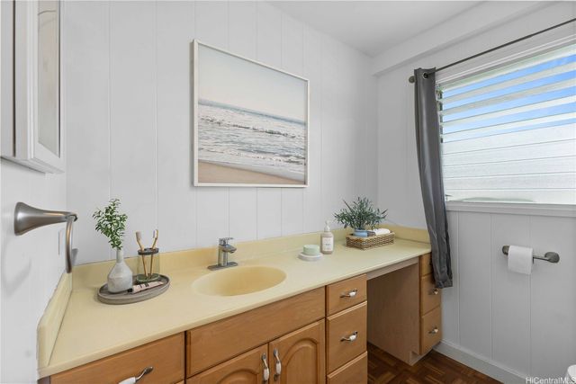 1453 Onipaa Street, Honolulu, HI 96819