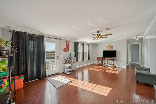 15864 E 530 Road, Inola, OK 74036