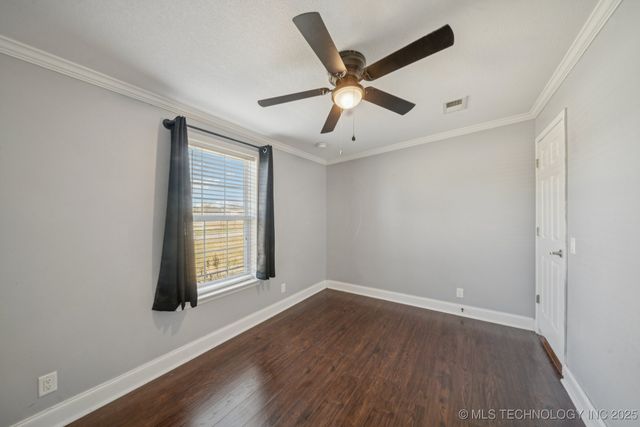 15864 E 530 Road, Inola, OK 74036