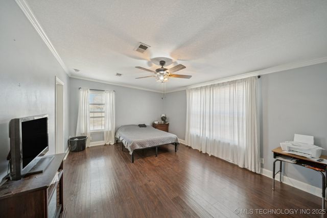 15864 E 530 Road, Inola, OK 74036