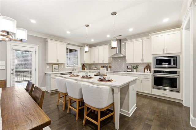 1902 Innsfail Drive, Snellville, GA 30078