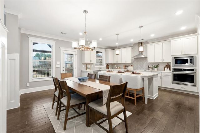 1902 Innsfail Drive, Snellville, GA 30078