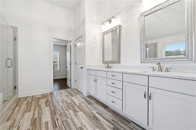 1902 Innsfail Drive, Snellville, GA 30078