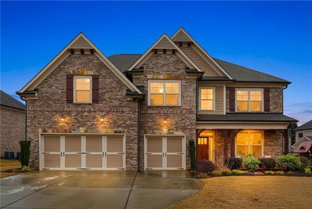 1902 Innsfail Drive, Snellville, GA 30078