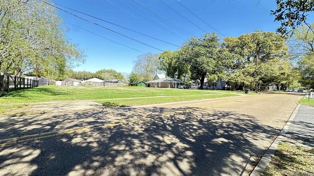 1545 Perkins Rd, Baton Rouge, LA 70808
