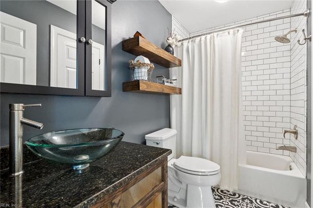 3820 Mockingbird LN, Suffolk, VA 23434