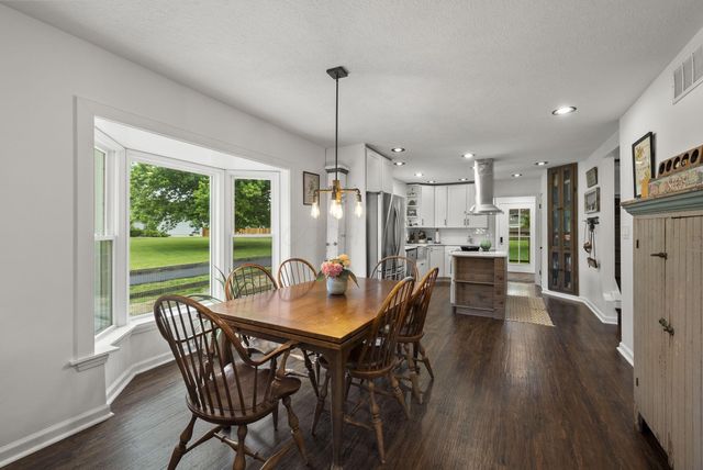 913 Groveport Road, Canal Winchester, OH 43110