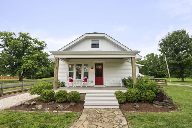 913 Groveport Road, Canal Winchester, OH 43110