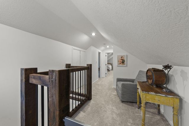 913 Groveport Road, Canal Winchester, OH 43110